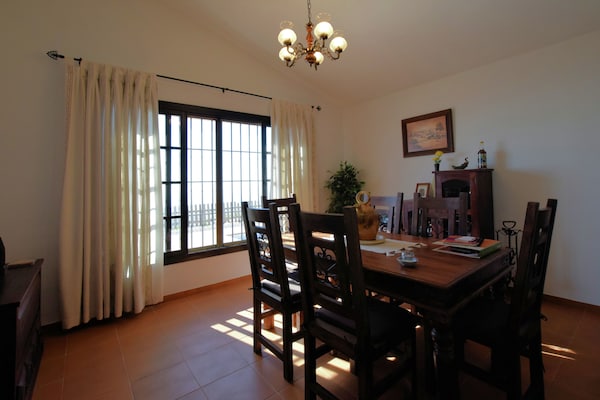 Foto van Privézwembad nabij stranden - Vakantiehuis in Algarrobo - DiningRoom