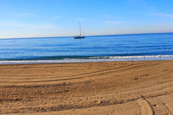 Foto van Villa Mariposa in zonnig Spanje - Vakantiehuis in Arenas - AreaSummer20KM