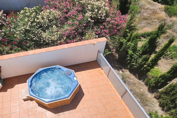 Foto van Schitterende familievilla met privézwembad voor 10 personen - Wellness