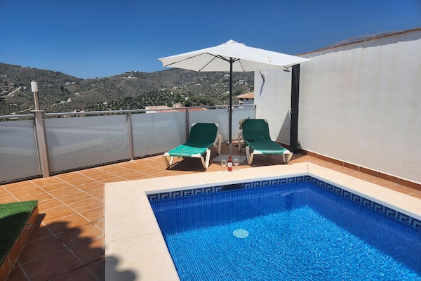 Foto van Schitterende familievilla met privézwembad voor 10 personen - PoolOfHouse