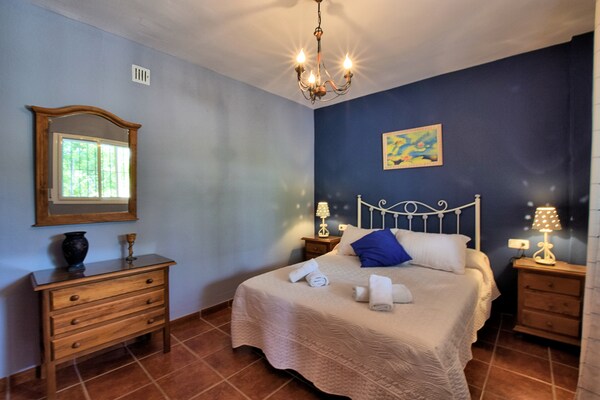Foto van Lopera Cave Appartement met Uitzicht - Vakantiehuis in Frigiliana - BedRoom