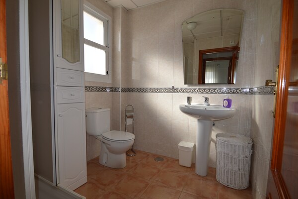 Foto van Villa in Costa Cálida met privézwembad - Vakantiehuis in Mazarrón - BathRoom