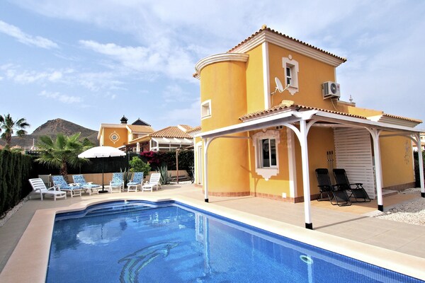 Foto van Villa in Costa Cálida met privézwembad - Vakantiehuis in Mazarrón - ExteriorSummer