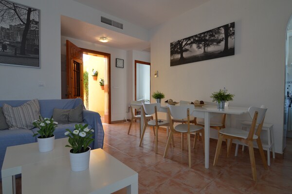 Foto van Villa in Costa Cálida met privézwembad - Vakantiehuis in Mazarrón - DiningRoom