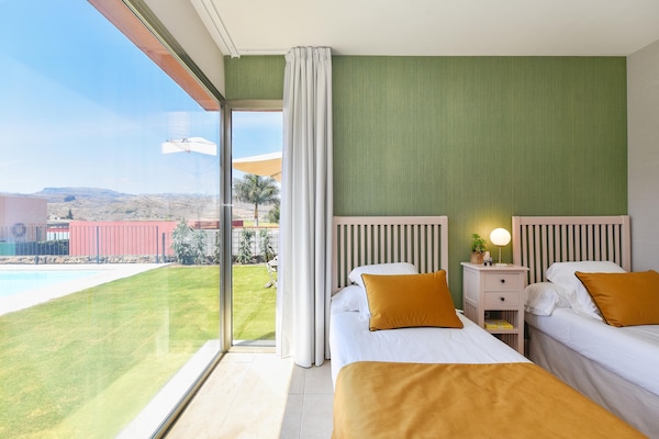 Foto van Villa in Salobre met Verwarmd Zwembad & Uitzicht - Vakantiehuis in San Bartolomé de Tirajana (maspalomas) - BedRoom