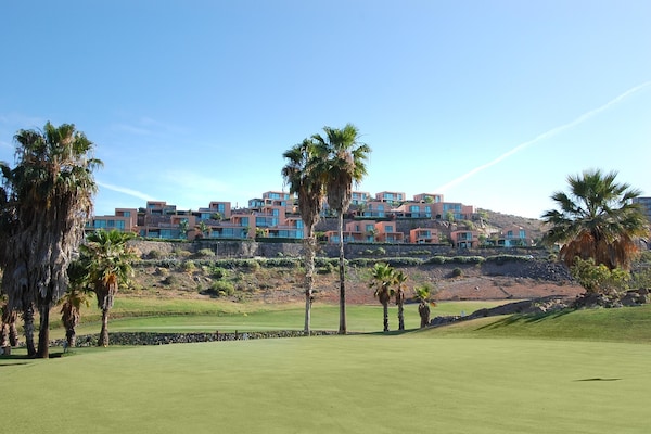 Foto van Villa in Salobre met Verwarmd Zwembad & Uitzicht - Vakantiehuis in San Bartolomé de Tirajana (maspalomas) - AreaSummer1KM
