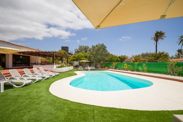 Foto van Chalet in Maspalomas met verwarmd zwembad - Vakantiehuis in San Bartolomé de Tirajana - PoolOfHouse