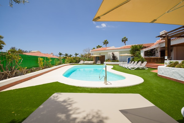 Foto van Chalet in Maspalomas met verwarmd zwembad - Vakantiehuis in San Bartolomé de Tirajana - PoolOfHouse