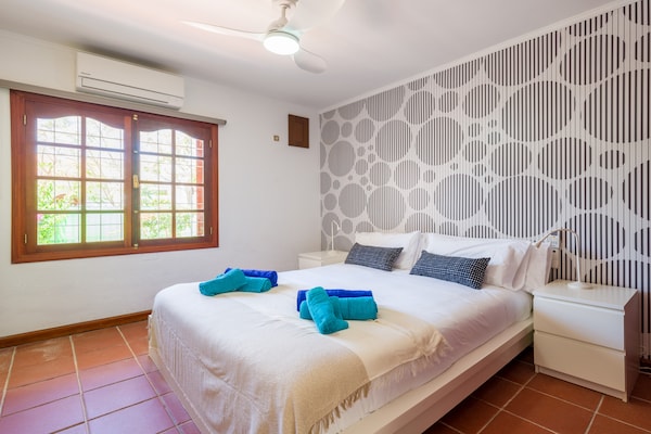 Foto van Chalet in Maspalomas met verwarmd zwembad - Vakantiehuis in San Bartolomé de Tirajana - BedRoom