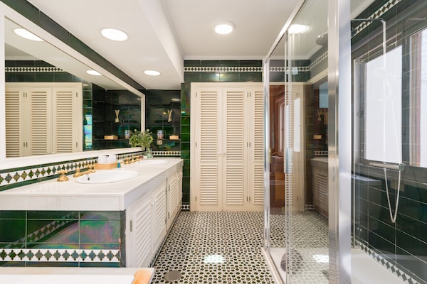 Foto van Chalet in Maspalomas met verwarmd zwembad - Vakantiehuis in San Bartolomé de Tirajana - BathRoom