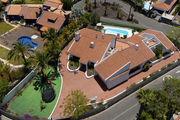 Foto van Chalet in Maspalomas met verwarmd zwembad - Vakantiehuis in San Bartolomé de Tirajana - Outdoor