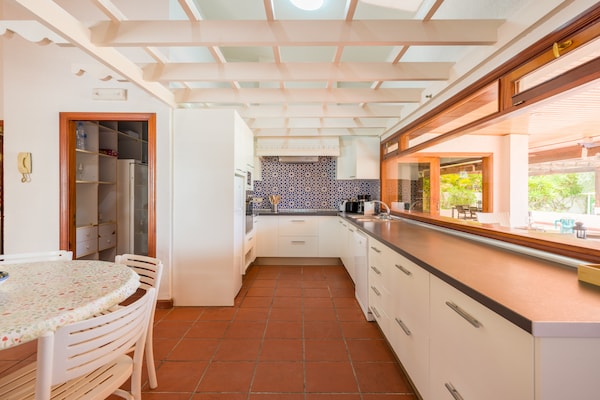 Foto van Chalet in Maspalomas met verwarmd zwembad - Vakantiehuis in San Bartolomé de Tirajana - Kitchen