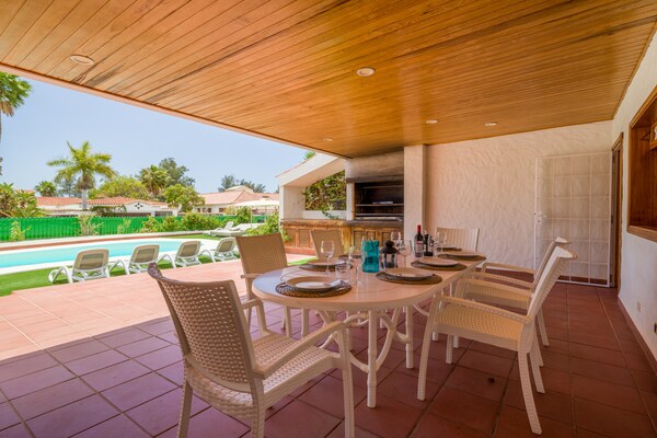 Foto van Chalet in Maspalomas met verwarmd zwembad - Vakantiehuis in San Bartolomé de Tirajana - terrace