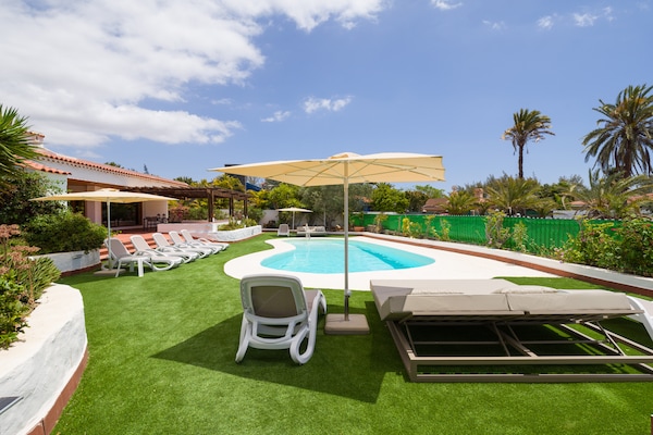Foto van Chalet in Maspalomas met verwarmd zwembad - Vakantiehuis in San Bartolomé de Tirajana - PoolOfHouse