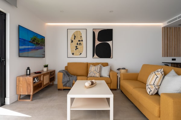 Foto van Chalet in Maspalomas met verwarmd zwembad - Vakantiehuis in San Bartolomé de Tirajana - LivingRoom