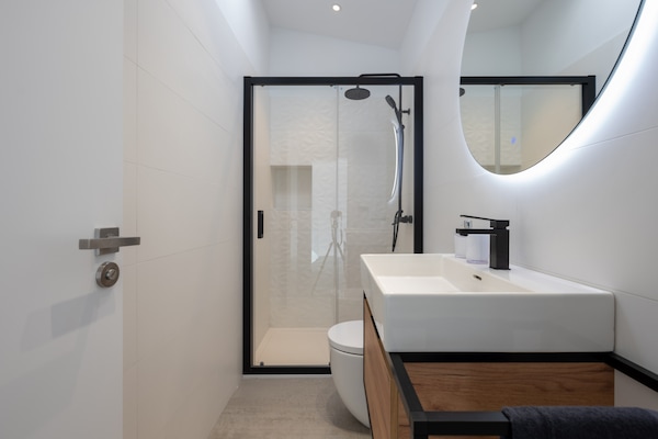Foto van Chalet in Maspalomas met verwarmd zwembad - Vakantiehuis in San Bartolomé de Tirajana - BathRoom