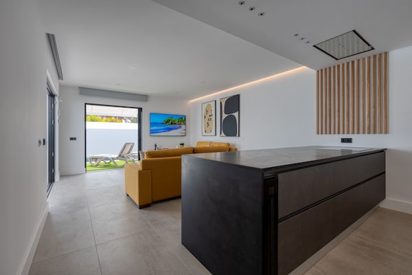 Foto van Chalet in Maspalomas met verwarmd zwembad - Vakantiehuis in San Bartolomé de Tirajana - Kitchen