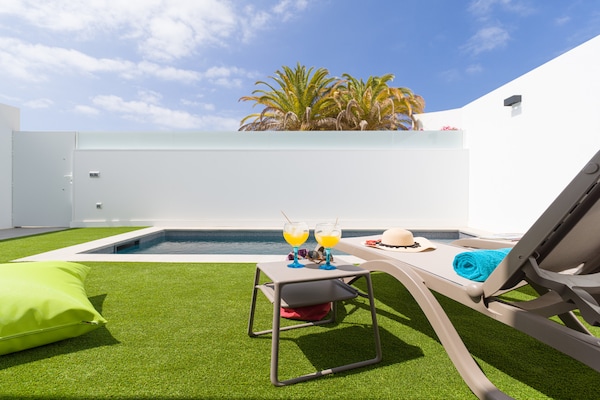 Foto van Chalet in Maspalomas met verwarmd zwembad - Vakantiehuis in San Bartolomé de Tirajana - terrace