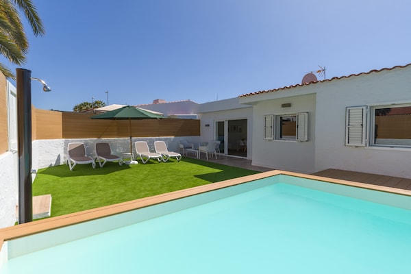 Foto van Bungalow bij Yumbo & Playa del Inglés - Vakantiehuis in San Bartolomé de Tirajana - PoolOfHouse