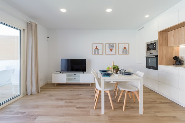 Foto van Bungalow bij Yumbo & Playa del Inglés - Vakantiehuis in San Bartolomé de Tirajana - LivingRoom