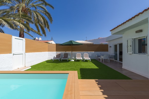 Foto van Bungalow bij Yumbo & Playa del Inglés - Vakantiehuis in San Bartolomé de Tirajana - terrace