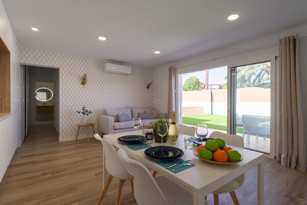 Foto van Bungalow bij Yumbo & Playa del Inglés - Vakantiehuis in San Bartolomé de Tirajana - DiningRoom