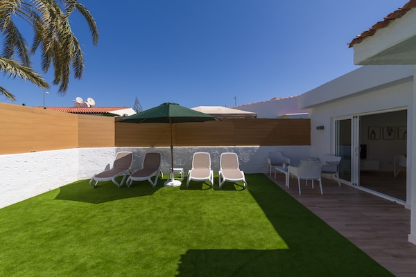 Foto van Bungalow bij Yumbo & Playa del Inglés - Vakantiehuis in San Bartolomé de Tirajana - terrace