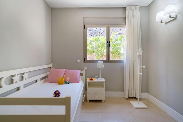Foto van Villa op Eilanden in de buurt van Seabeach - Vakantiehuis in San Bartolomé de Tirajana, Maspalomas, Gran Canaria - BedRoom