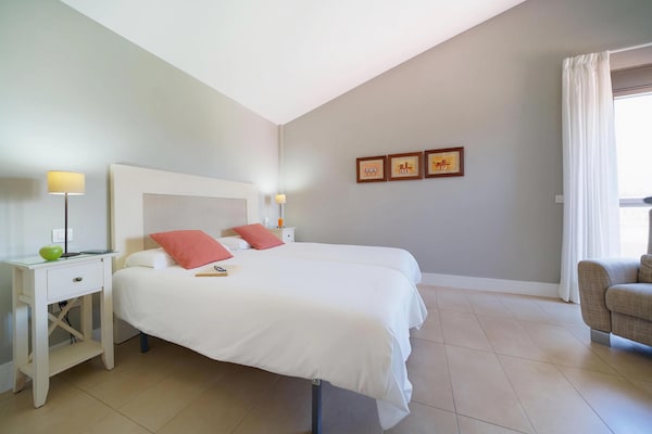 Foto van Villa op Eilanden in de buurt van Seabeach - Vakantiehuis in San Bartolomé de Tirajana, Maspalomas, Gran Canaria - BedRoom