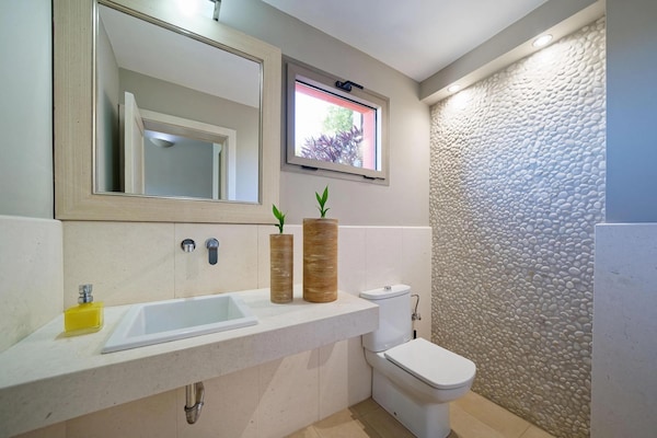 Foto van Villa op Eilanden in de buurt van Seabeach - Vakantiehuis in San Bartolomé de Tirajana, Maspalomas, Gran Canaria - BathRoom