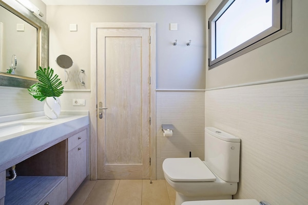 Foto van Villa op Eilanden in de buurt van Seabeach - Vakantiehuis in San Bartolomé de Tirajana, Maspalomas, Gran Canaria - BathRoom