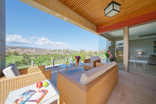 Foto van Villa op Eilanden in de buurt van Seabeach - Vakantiehuis in San Bartolomé de Tirajana, Maspalomas, Gran Canaria - TerraceBalcony