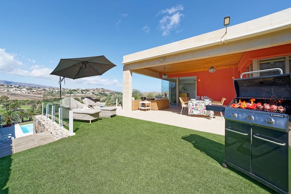 Foto van Villa op Eilanden in de buurt van Seabeach - Vakantiehuis in San Bartolomé de Tirajana, Maspalomas, Gran Canaria - GardenSummer
