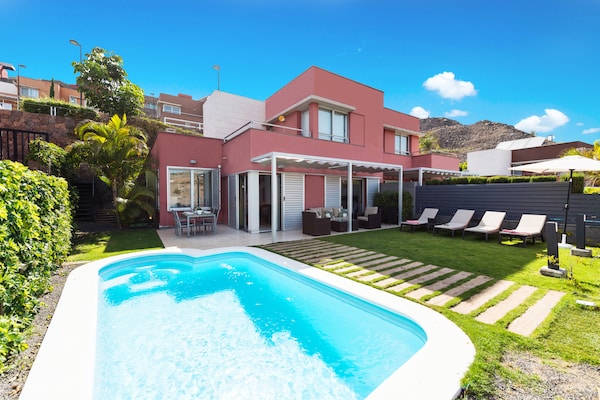 Foto van Villa in Salobre Golf met privézwembad - Vakantiehuis in San Bartolomé de Tirajana - PoolOfHouse