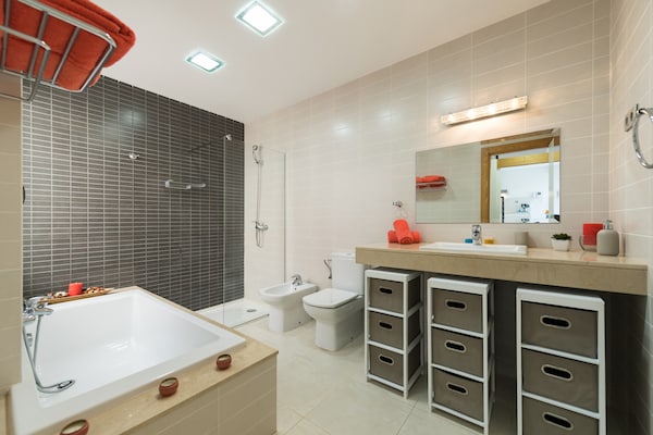 Foto van Villa in Salobre Golf met privézwembad - Vakantiehuis in San Bartolomé de Tirajana - BathRoom
