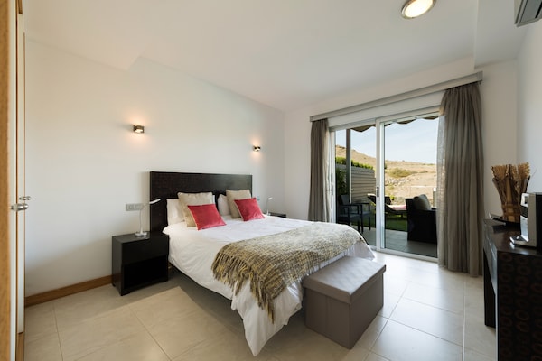 Foto van Villa in Salobre Golf met privézwembad - Vakantiehuis in San Bartolomé de Tirajana - BedRoom