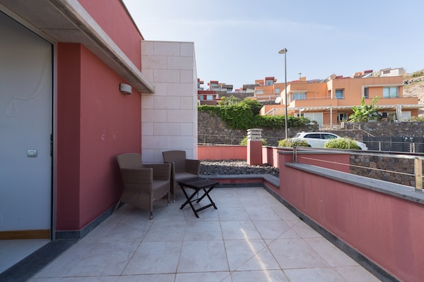 Foto van Villa in Maspalomas met verwarmd zwembad - Vakantiehuis in San Bartolomé de Tirajana - Outdoor