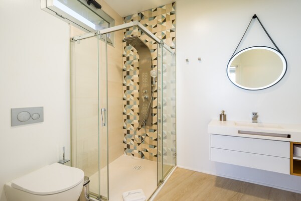 Foto van Villa in Maspalomas met verwarmd privézwembad - Vakantiehuis in San Bartolomé de Tirajana - BathRoom