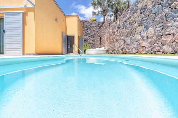 Foto van Villa bij Salobre Golf met privézwembad - Vakantiehuis in San Bartolomé de Tirajana - PoolOfHouse