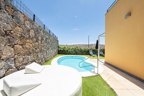 Foto van Villa bij Salobre Golf met privézwembad - Vakantiehuis in San Bartolomé de Tirajana - PoolOfHouse