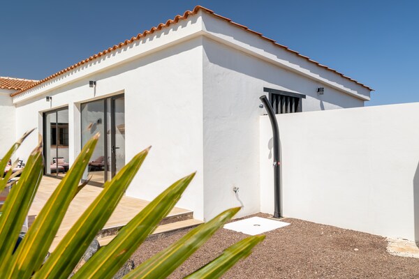 Foto van Villa op Fuerteventura met privézwembad - Vakantiehuis in La Oliva - ExteriorSummer