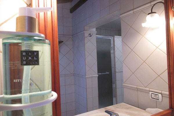 Foto van Villa in Fuerteventura met Zeezicht - Vakantiehuis in Corralejo - BathRoom