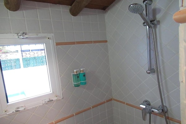 Foto van Villa in Fuerteventura met Zeezicht - Vakantiehuis in Corralejo - BathRoom