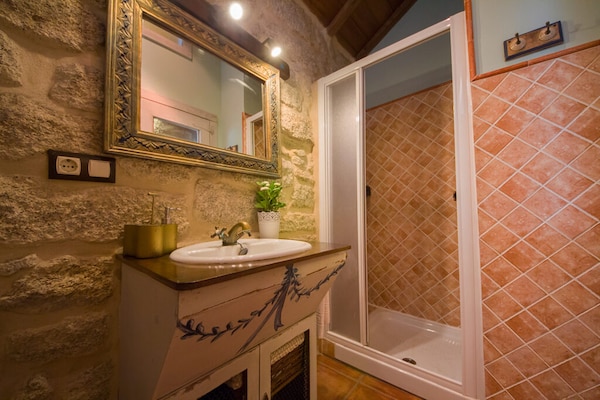 Foto van Villa in A Lama bij Rías Baixas Stranden - Vakantiehuis in A Lama - BathRoom