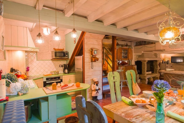 Foto van Villa in A Lama bij Rías Baixas Stranden - Vakantiehuis in A Lama - Kitchen