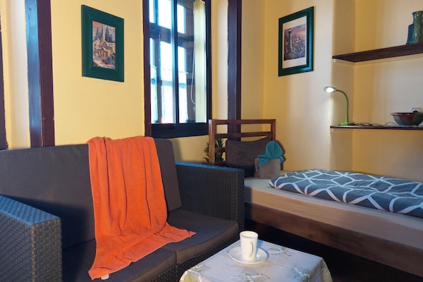 Foto van Vakantiehuis alleen voor volwassenen met zwembad - Vakantiehuis in Icod de los Vinos, Tenerife - LivingRoom
