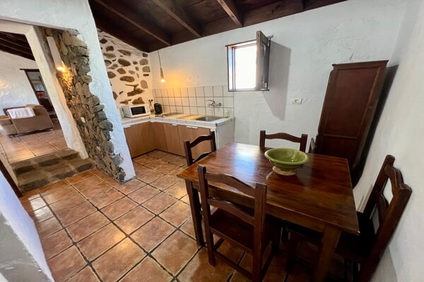 Foto van De Oude Tabakswinkel, Poleo Huis met privézwembad - BedRoom