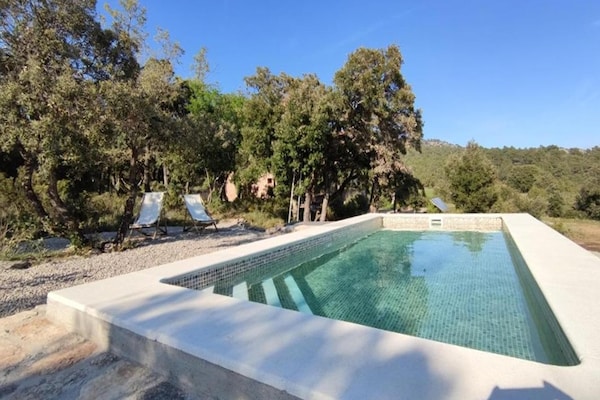 Foto van Vakantiehuis in Montblanc met zwembad - Vakantiehuis in Rojals - PoolOfHouse