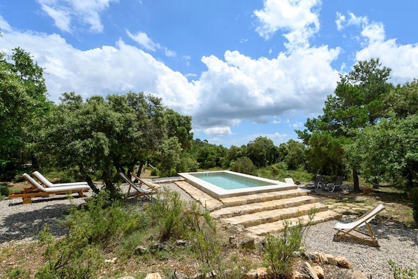 Foto van Vakantiehuis in Montblanc met zwembad - Vakantiehuis in Rojals - PoolOfHouse