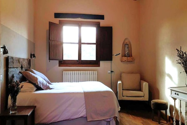 Foto van Vakantiehuis in Montblanc met zwembad - Vakantiehuis in Rojals - BedRoom